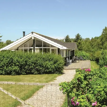 Enebaervaenget Humble Ii Holiday home Humble