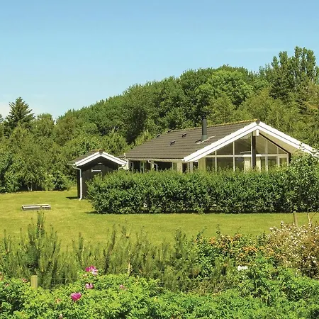 Enebaervaenget Humble Ii Holiday home