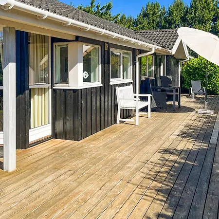 3 Bedroom Amazing In Nordenbro Vesteregn